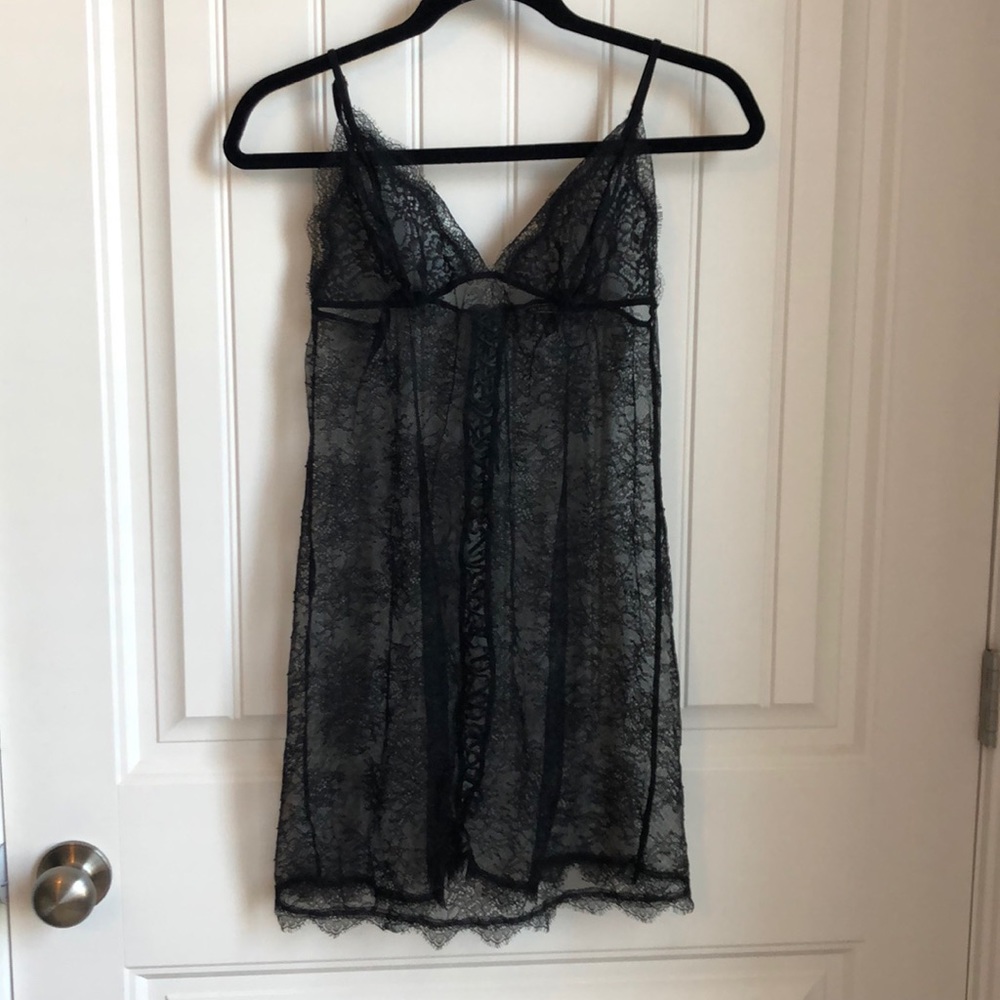 VS lace & velvet chemise